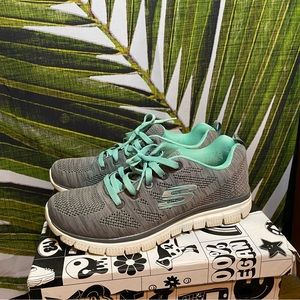 Sketchers Memory Foam Sneakers